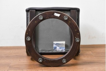 中古　ドイツ高級ブランド　himolla(ヒモラ)　ゼロストレス　高級感のある本革シートのリクライニングチェアとオットマンのセット　定価約21万円　(R-086326)