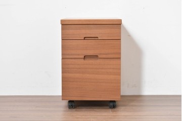 和製ヴィンテージ　前板無垢材の良品!　チーク材　書類を立てて収納できる仕切り付きのキャスターデスクワゴン　(R-086327)