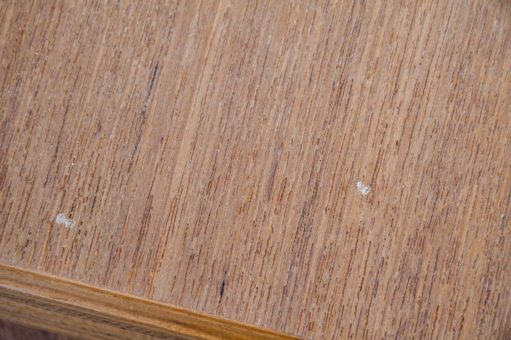 和製ヴィンテージ　前板無垢材の良品!　チーク材　書類を立てて収納できる仕切り付きのキャスターデスクワゴン　(R-086327)