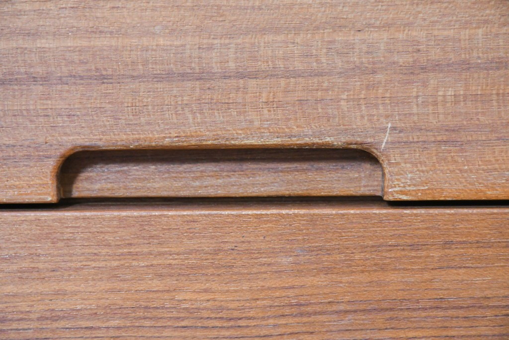 和製ヴィンテージ　前板無垢材の良品!　チーク材　書類を立てて収納できる仕切り付きのキャスターデスクワゴン　(R-086327)