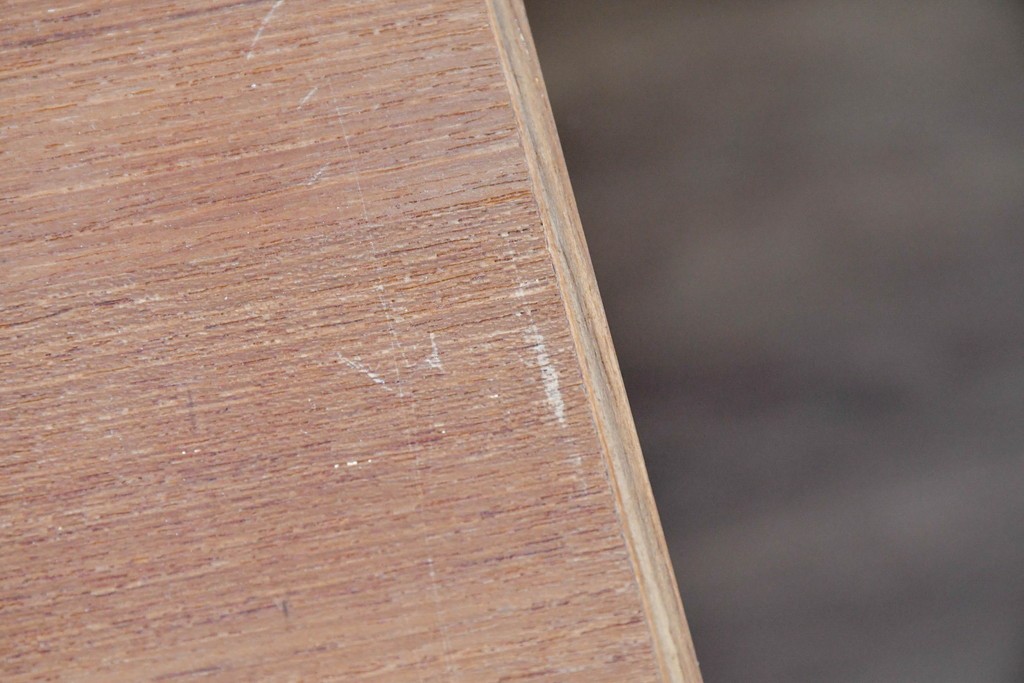 和製ヴィンテージ　前板無垢材の良品!　チーク材　書類を立てて収納できる仕切り付きのキャスターデスクワゴン　(R-086328)