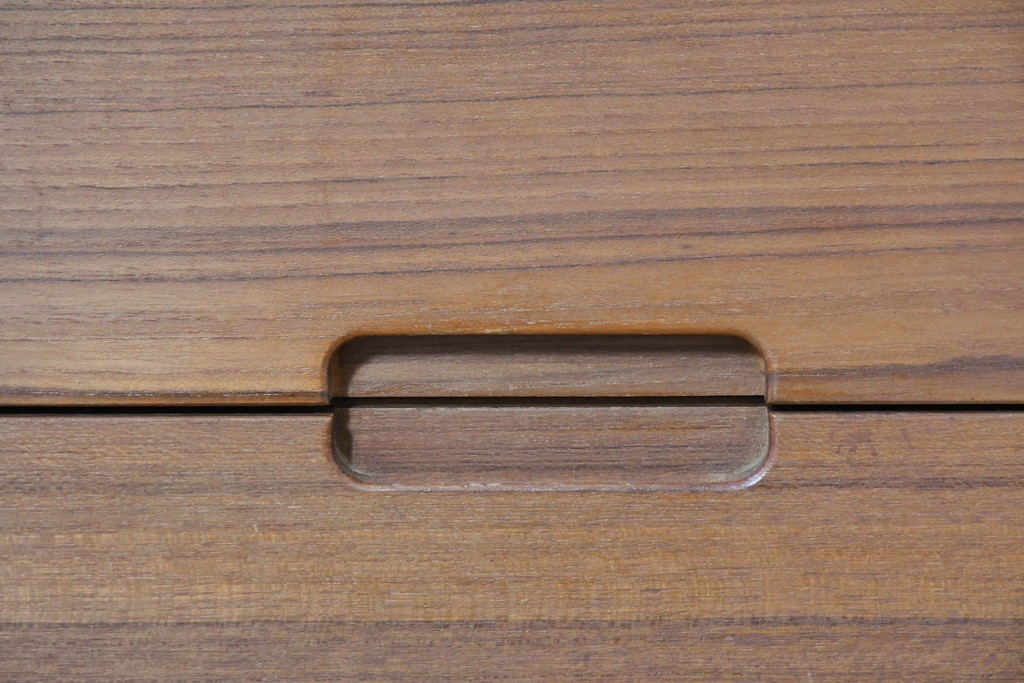 和製ヴィンテージ　前板無垢材の良品!　チーク材　書類を立てて収納できる仕切り付きのキャスターデスクワゴン　(R-086328)