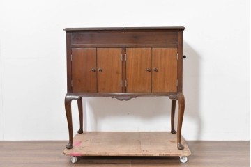 イギリスアンティーク　COLUMBIA GRAFONOLA(コロンビア・グラフォノーラ)　クラシカルな猫脚デザインのフロア型蓄音機　(R-086330)