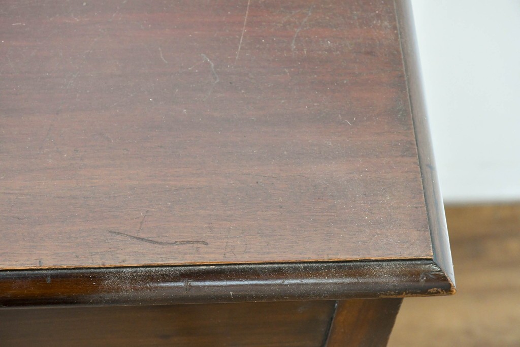 イギリスアンティーク　COLUMBIA GRAFONOLA(コロンビア・グラフォノーラ)　クラシカルな猫脚デザインのフロア型蓄音機　(R-086330)