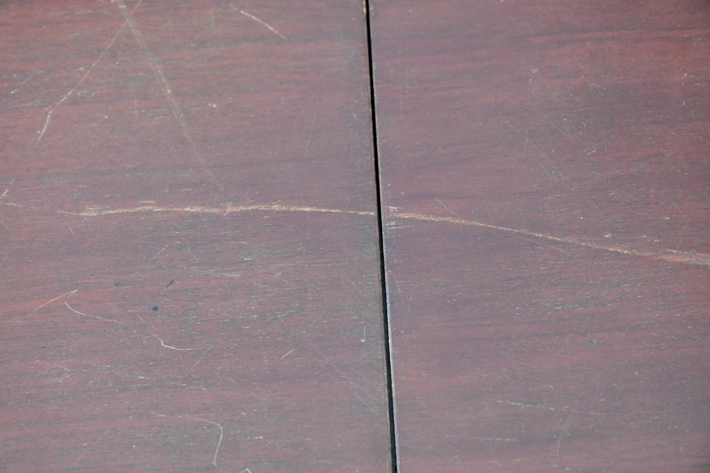 イギリスアンティーク　COLUMBIA GRAFONOLA(コロンビア・グラフォノーラ)　クラシカルな猫脚デザインのフロア型蓄音機　(R-086330)