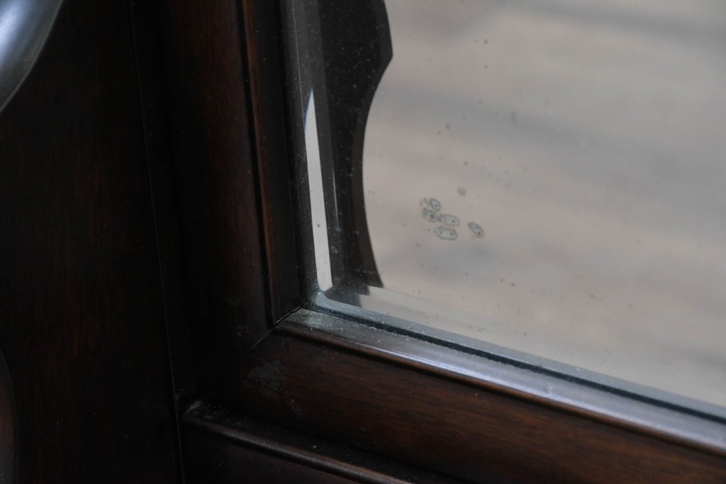 和製ヴィンテージ　上質な逸品!!　オリエンタルデザイン　丁寧に彫り込まれた透かし彫りの姿見　(R-086331)