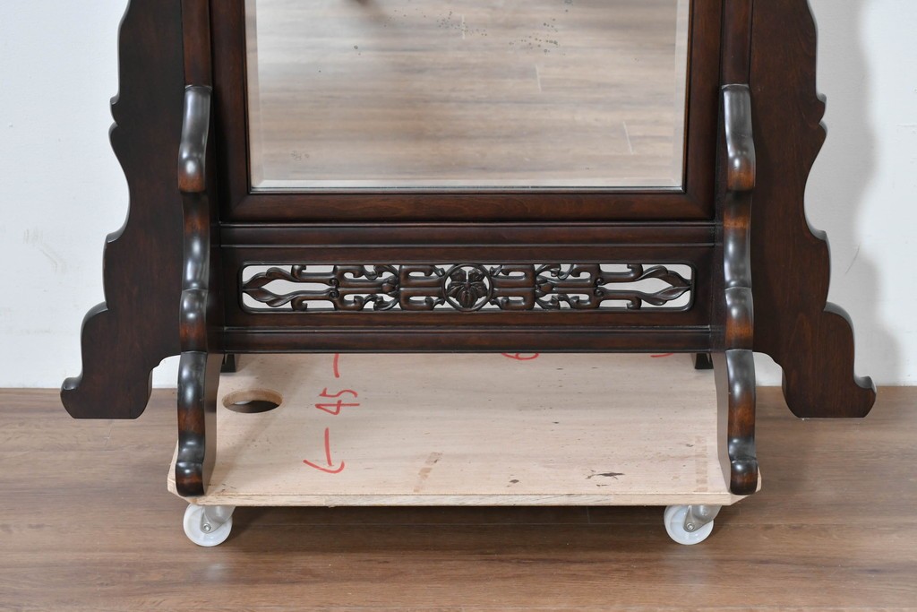 和製ヴィンテージ　上質な逸品!!　オリエンタルデザイン　丁寧に彫り込まれた透かし彫りの姿見　(R-086331)