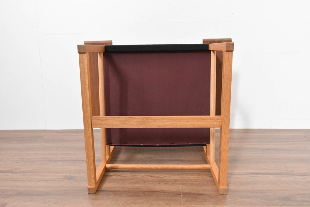 中古　美品　柏木工(KASHIWA)　高山ウッドワークス　ウォールナット材&オーク材　編み込み座面×格子デザインのW560イージーチェア　定価約20万円　(R-086333)