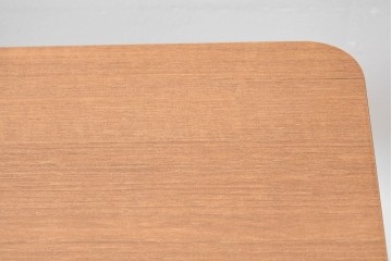 中古　美品　トラックファニチャー(TRUCK FURNITURE)　アルミ脚のシンプルな折り畳みテーブル　(R-086336)