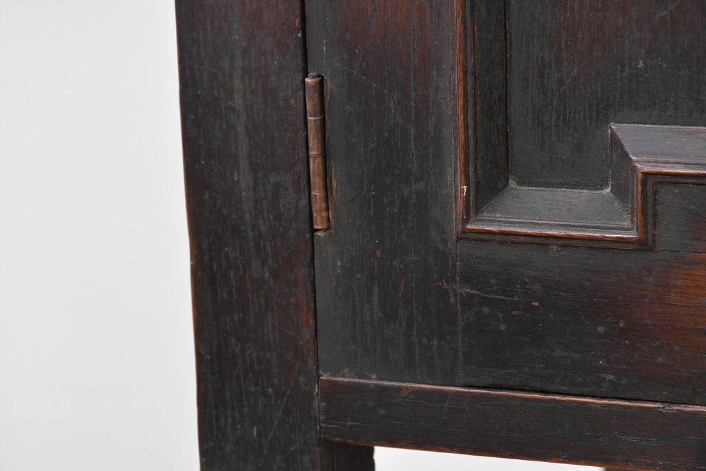 イギリスアンティーク　オーク材　Dulcetto(ダルセット)　蓄音機内蔵のミラーバックサイドボード　(R-086338)