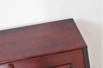 中古　美品　国産職人手作り　樺(カバ)材　深みのある赤褐色の木色が美しいライティングビューロー　(R-086339)