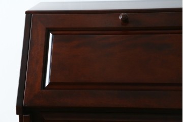 中古　美品　国産職人手作り　樺(カバ)材　深みのある赤褐色の木色が美しいライティングビューロー　(R-086339)