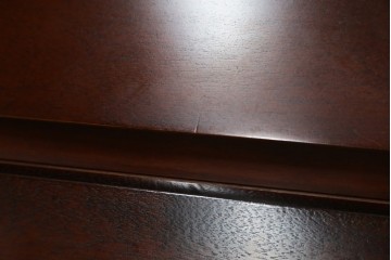 中古　美品　国産職人手作り　樺(カバ)材　深みのある赤褐色の木色が美しいライティングビューロー　(R-086339)