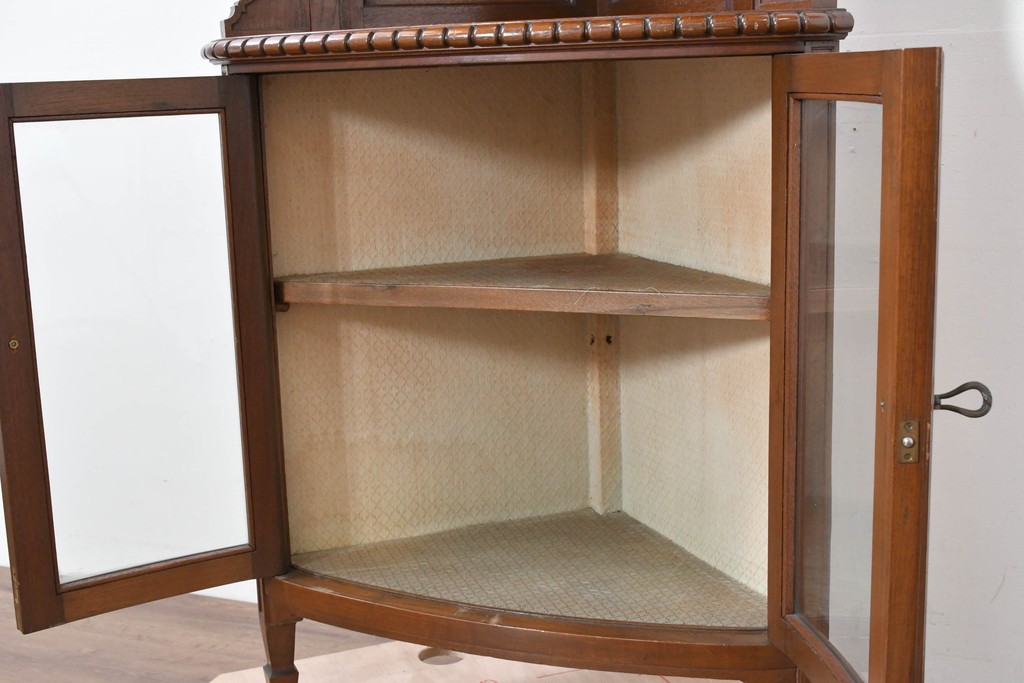 和製アンティーク　上質な作り!!　チーク材　古い洋館のコーナーキャビネット　(R-086340)