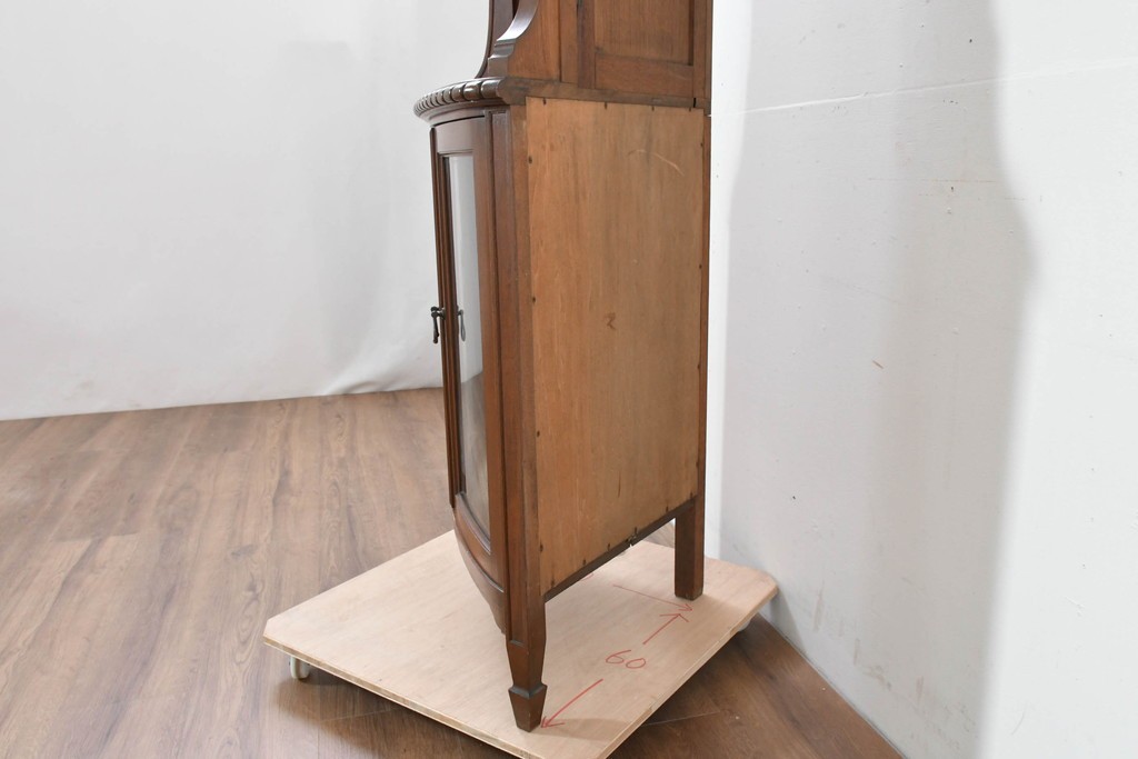 和製アンティーク　上質な作り!!　チーク材　古い洋館のコーナーキャビネット　(R-086340)