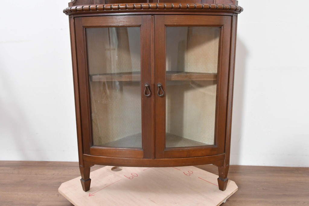 和製アンティーク　上質な作り!!　チーク材　古い洋館のコーナーキャビネット　(R-086340)