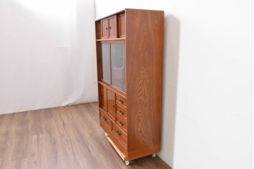 中古　美品　国産職人手作り　欅(ケヤキ)材　力強く美しい木目の茶箪笥　(R-086341)