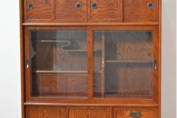 中古　美品　国産職人手作り　欅(ケヤキ)材　力強く美しい木目の茶箪笥　(R-086341)