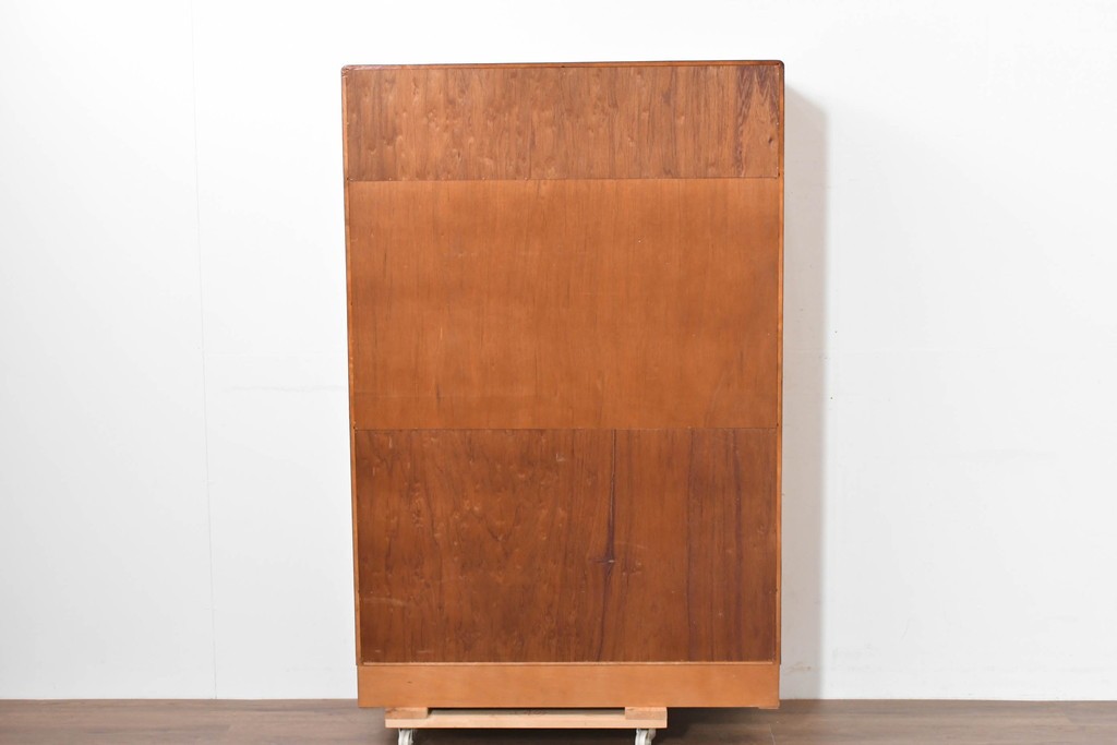 中古　美品　国産職人手作り　欅(ケヤキ)材　力強く美しい木目の茶箪笥　(R-086341)