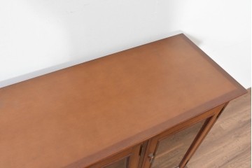 中古　美品　希少な廃番品　maruni(マルニ木工)　地中海ロイヤルシリーズ(ROYAL)　ゴールドの取手と面取り加工が上品なサイドボード　定価約30万円　(R-086342)