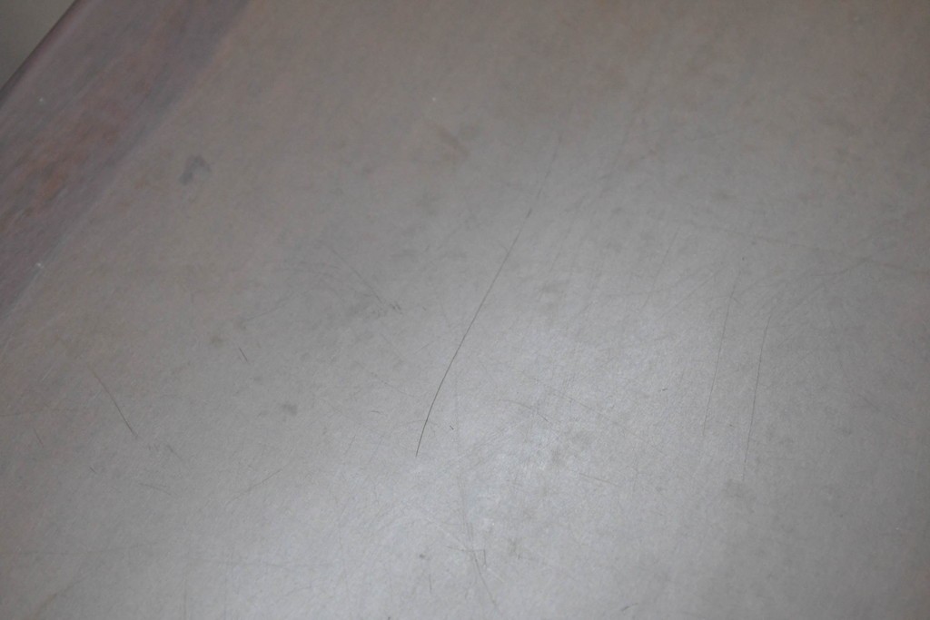 中古　美品　希少な廃番品　maruni(マルニ木工)　地中海ロイヤルシリーズ(ROYAL)　ゴールドの取手と面取り加工が上品なサイドボード　定価約30万円　(R-086342)