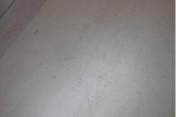 中古　美品　希少な廃番品　maruni(マルニ木工)　地中海ロイヤルシリーズ(ROYAL)　ゴールドの取手と面取り加工が上品なサイドボード　定価約30万円　(R-086342)