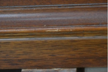 中古　美品　希少な廃番品　maruni(マルニ木工)　地中海ロイヤルシリーズ(ROYAL)　ゴールドの取手と面取り加工が上品なサイドボード　定価約30万円　(R-086342)