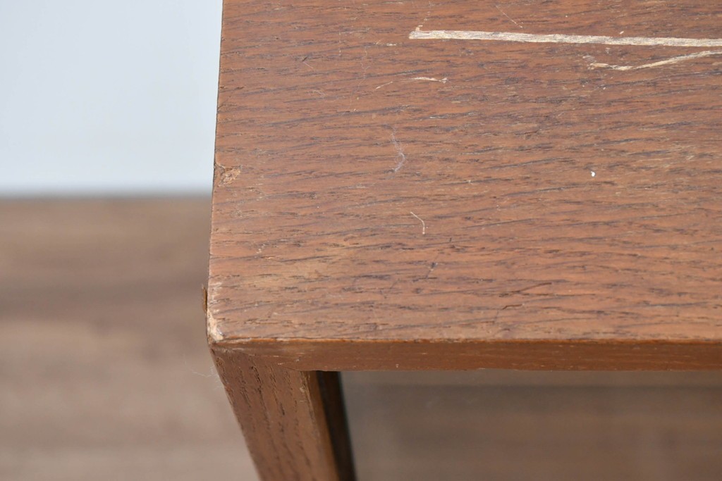 和製ヴィンテージ　オーク材　ミッドセンチュリースタイルのガラス戸付きサイドボード　(R-086344)