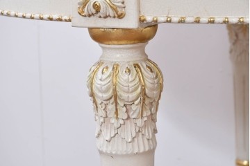 中古　イタリア高級家具　Mario Colciago&Figli(マリオ・コルチャゴ)　ロココ調の優雅な彫刻と絵付けが美しいダイニングテーブル　定価約180万円　(R-086345)