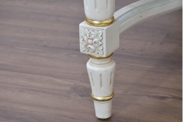 中古　イタリア高級家具　Mario Colciago&Figli(マリオ・コルチャゴ)　ロココ調の優雅な彫刻と絵付けが美しいダイニングテーブル　定価約180万円　(R-086345)