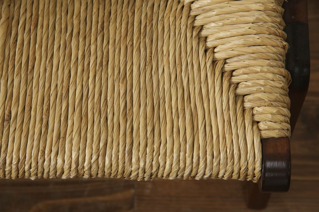 中古　美品　松本民芸家具　#521L型　直線的な木部と丁寧な編み込みが調和したラッシアームチェア　定価約19万3千円　(R-086347)