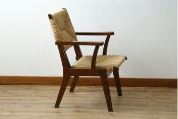 中古　美品　松本民芸家具　#521L型　直線的な木部と丁寧な編み込みが調和したラッシアームチェア　定価約24万7千円　(R-086347)