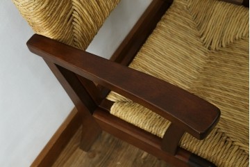 中古　美品　松本民芸家具　#521L型　直線的な木部と丁寧な編み込みが調和したラッシアームチェア　定価約24万7千円　(R-086347)
