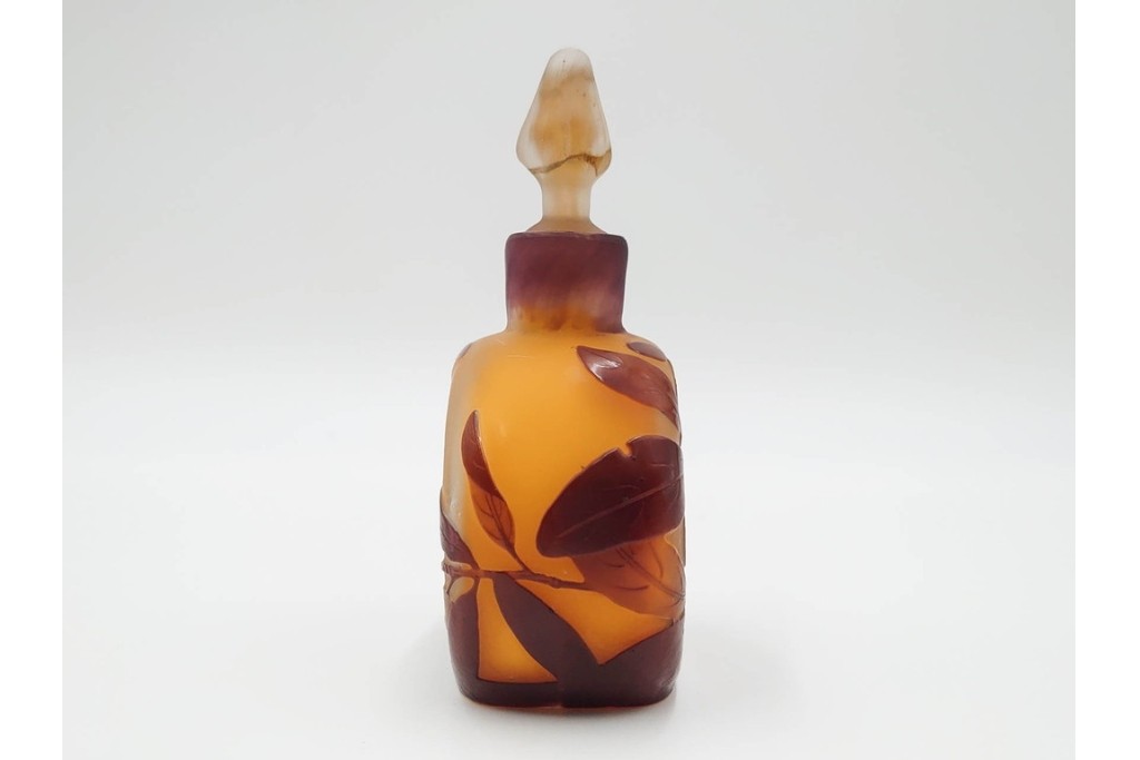 フランス　エミール・ガレ　琥珀色にサンザシ文が上品に映える香水瓶　外箱・ケース付き　(R-086349)