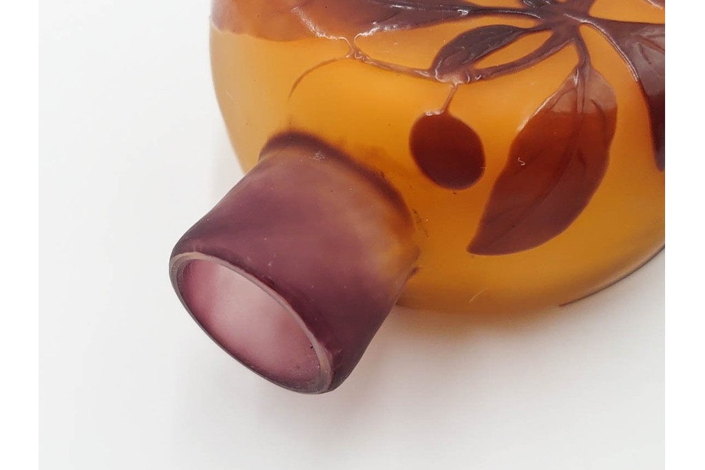 フランス　エミール・ガレ　琥珀色にサンザシ文が上品に映える香水瓶　外箱・ケース付き　(R-086349)