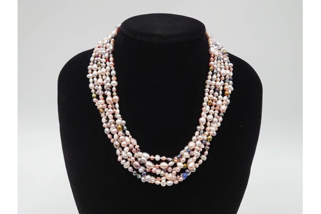 淡水真珠　SILVER(銀製)　華やかなバロックパールのネックレス1連・6連 2点セット　ケース付き　(R-086353)