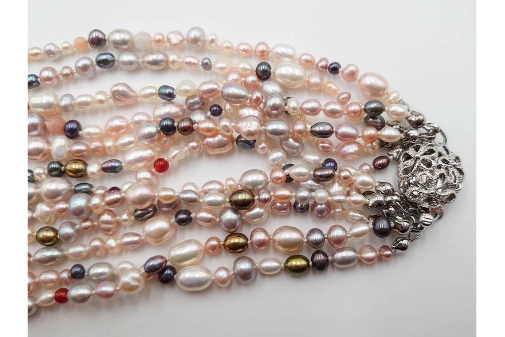 淡水真珠　SILVER(銀製)　華やかなバロックパールのネックレス1連・6連 2点セット　ケース付き　(R-086353)