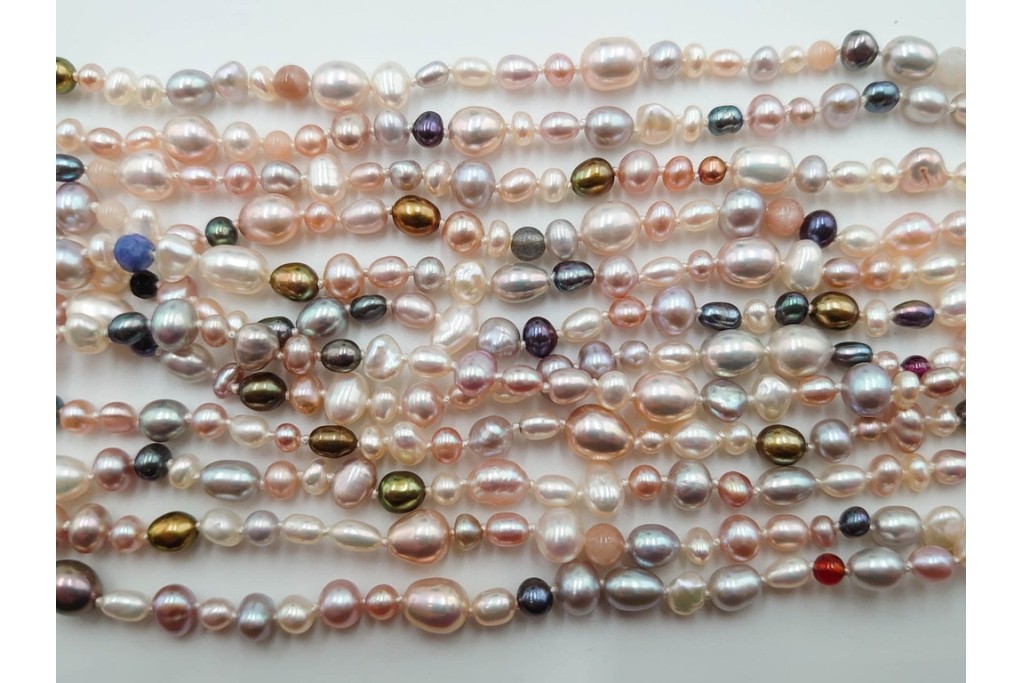 淡水真珠　SILVER(銀製)　華やかなバロックパールのネックレス1連・6連 2点セット　ケース付き　(R-086353)