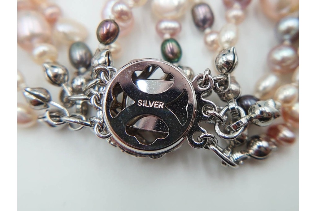 淡水真珠　SILVER(銀製)　華やかなバロックパールのネックレス1連・6連 2点セット　ケース付き　(R-086353)