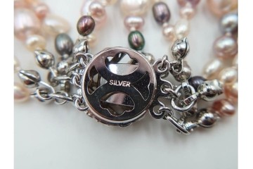 淡水真珠　SILVER(銀製)　華やかなバロックパールのネックレス1連・6連 2点セット　ケース付き　(R-086353)