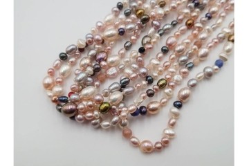 淡水真珠　SILVER(銀製)　華やかなバロックパールのネックレス1連・6連 2点セット　ケース付き　(R-086353)