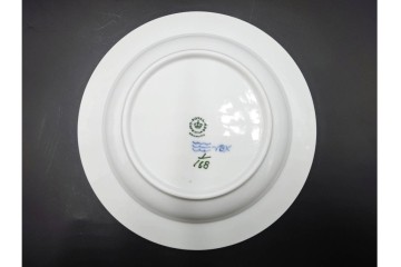 デンマーク製　ROYAL COPENHAGEN(ロイヤルコペンハーゲン)　ブルーフルーテッド　直径約23cm(ハーフレース)・直径約21cm(プレイン)　優美なディーププレート2枚セット　(R-086363)