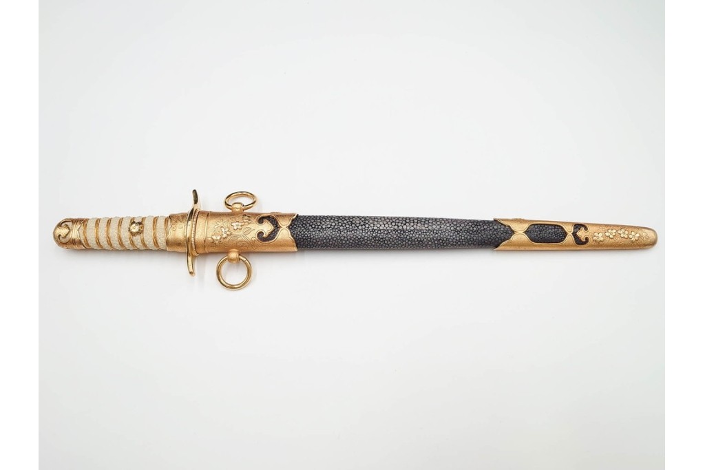 東郷神社公式認定　東郷元帥の短剣(鮫皮の模造刀)　外箱・刀袋付き　(R-086369)