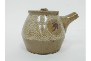 人間国宝 島岡達三　地釉縄文象嵌の意匠が味わい深い番茶器セット(急須・湯呑)　共箱付き　(R-086373)