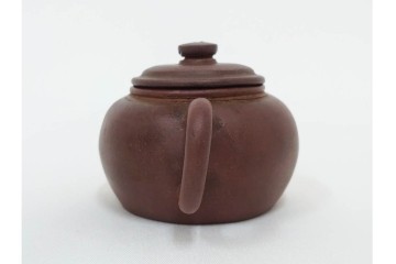 時代物　中国・唐物　孟臣作　素朴な丸みが味わい深い朱泥の急須　(R-086375)