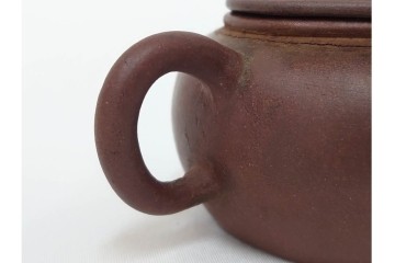 時代物　中国・唐物　孟臣作　素朴な丸みが味わい深い朱泥の急須　(R-086375)