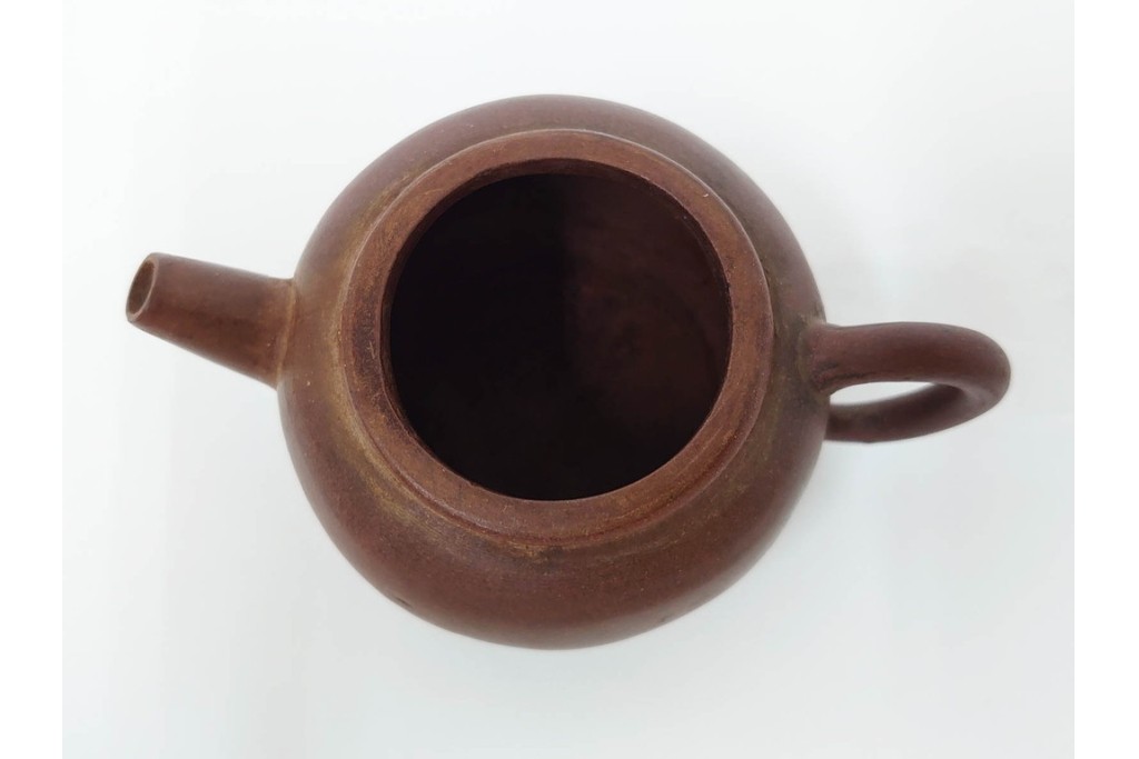 時代物　中国・唐物　孟臣作　素朴な丸みが味わい深い朱泥の急須　(R-086375)