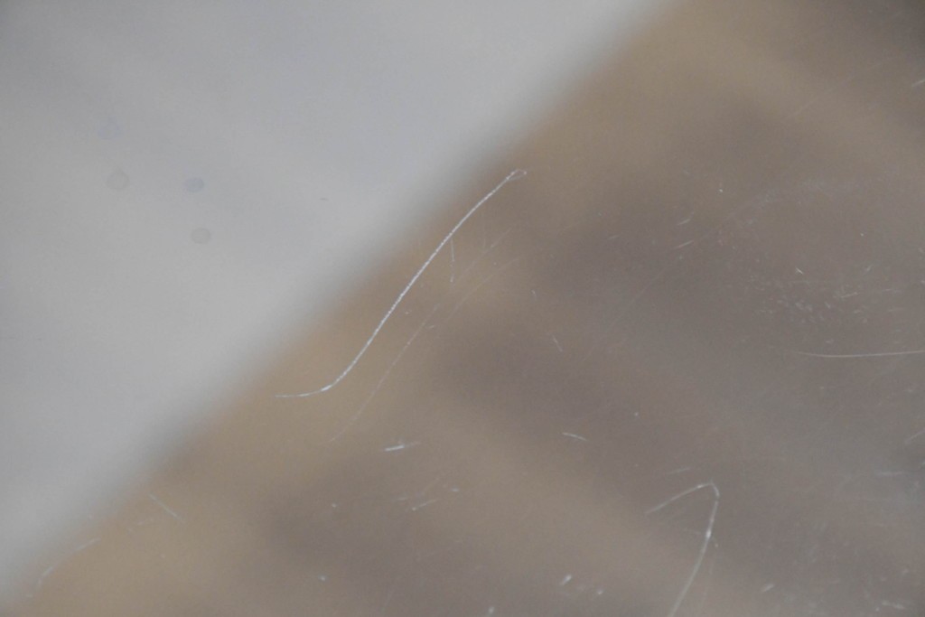 中古　美品　E&Y(イーアンドワイ)　PEGASUS(ペガサス)　オブジェのような存在感のラウンドダイニングテーブル　定価約20万円　(R-086383)