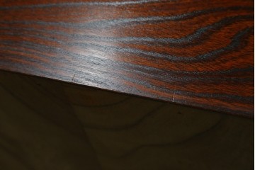中古　岩谷堂箪笥　前面(欅材)　内部(桐材)　厚手の金具が存在感を放つ衣装箪笥　(R-086385)
