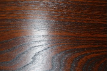 中古　岩谷堂箪笥　前面(欅材)　内部(桐材)　厚手の金具が存在感を放つ衣装箪笥　(R-086385)